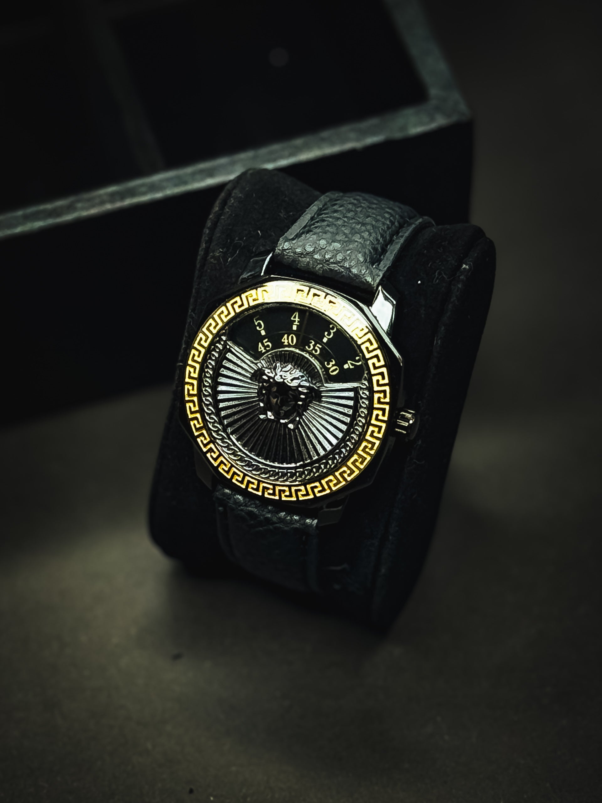 Medoro Legacy Noir Watch