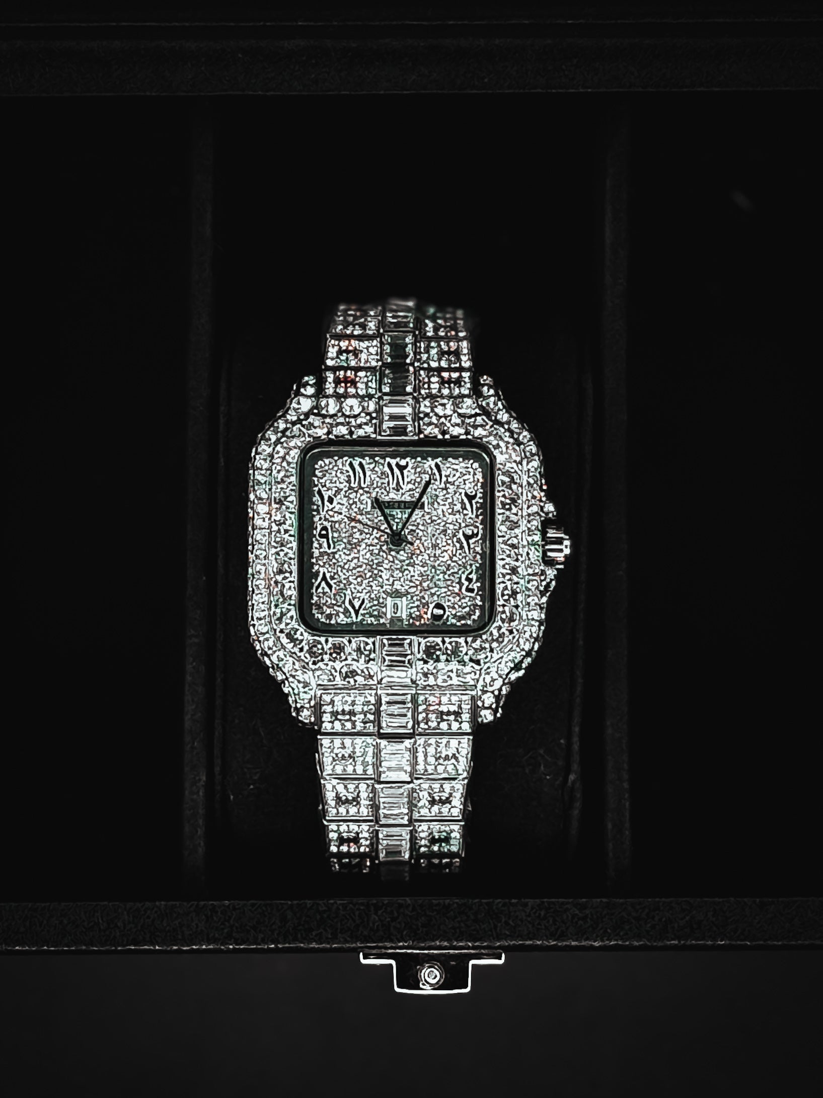 King Watch Big Stones