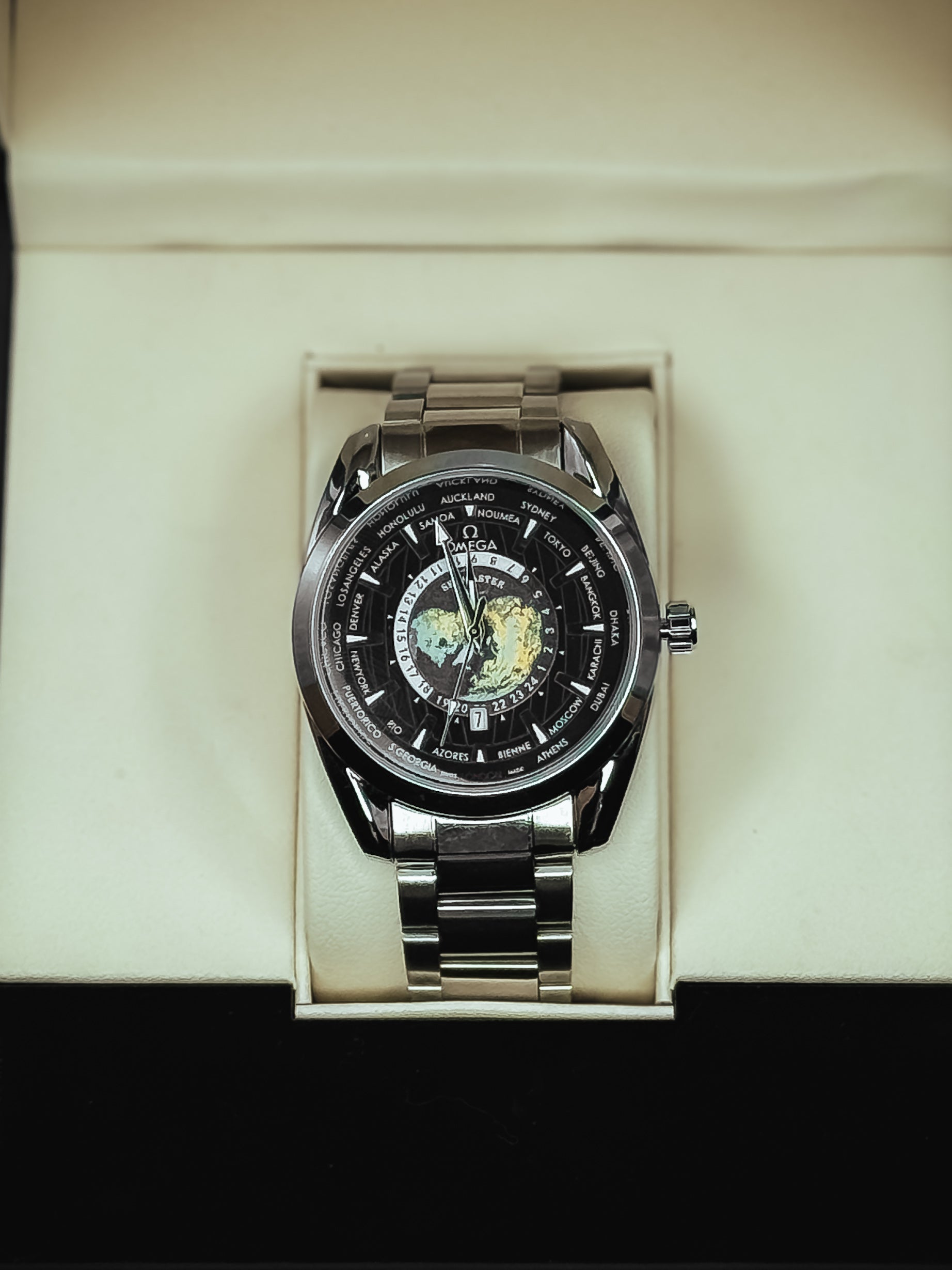 O-Mega Master Chain Watch